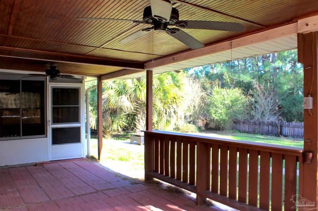 625 Downhaul Dr, Pensacola, FL 32507