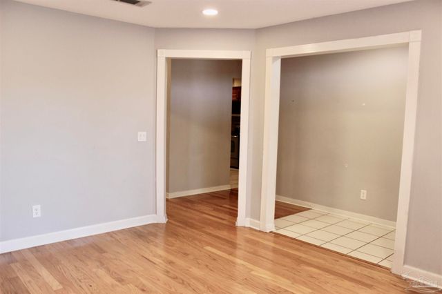 625 Downhaul Dr, Pensacola, FL 32507