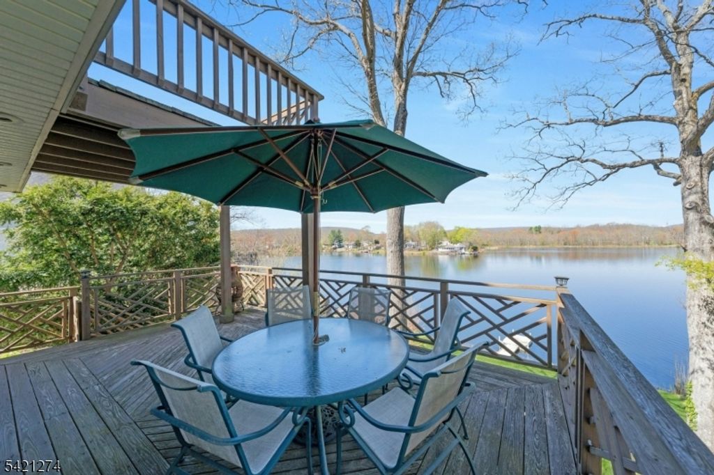 95 Wildwood Rd, Jefferson Twp., NJ 07438 — photo 2