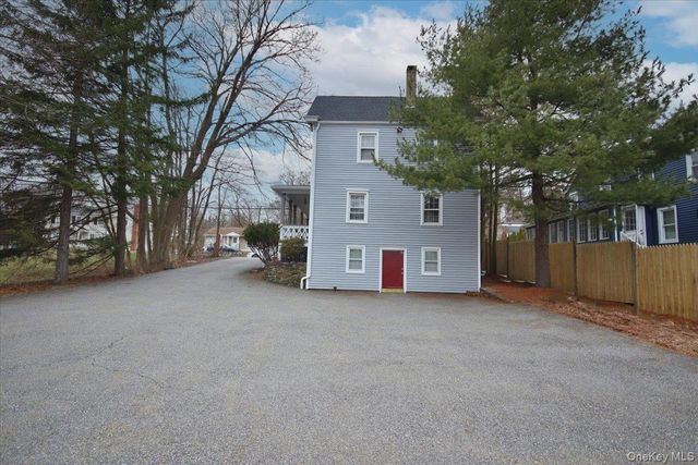 104 Gleneida Avenue, Carmel, NY 10512