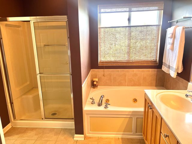 1510 W Remington Lane 1510, Round Lake, IL 60073