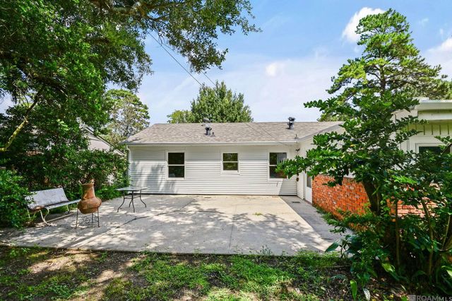 2254 E Contour Dr, Baton Rouge, LA 70809
