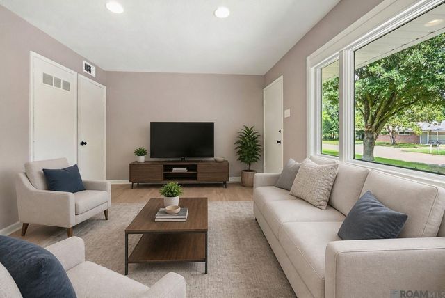 2254 E Contour Dr, Baton Rouge, LA 70809