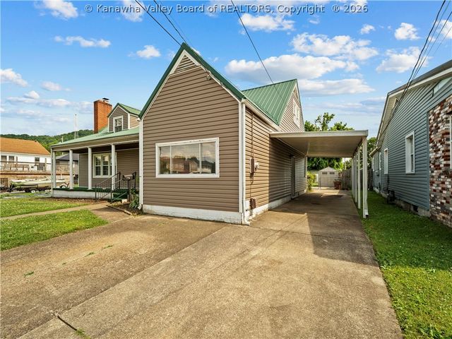 1216 W 12th Street, Nitro, WV 25143