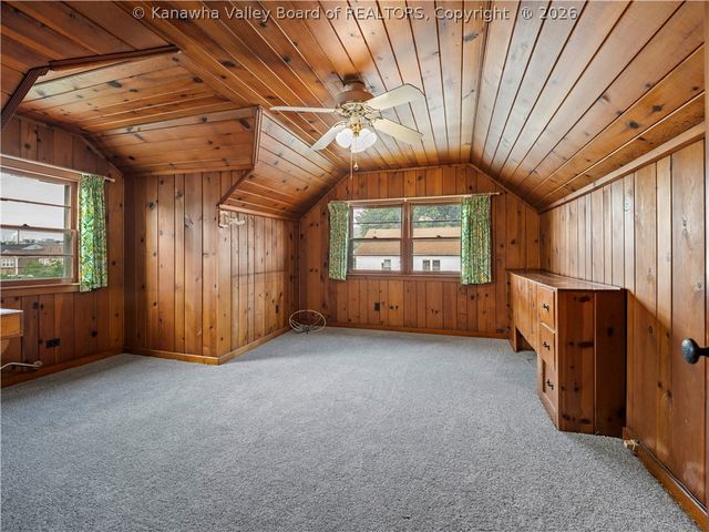 1216 W 12th Street, Nitro, WV 25143