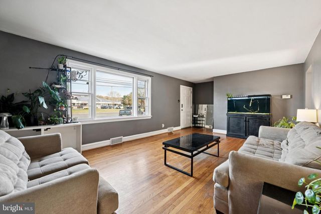 295 WHITE HORSE PIKE, Atco, NJ 08004