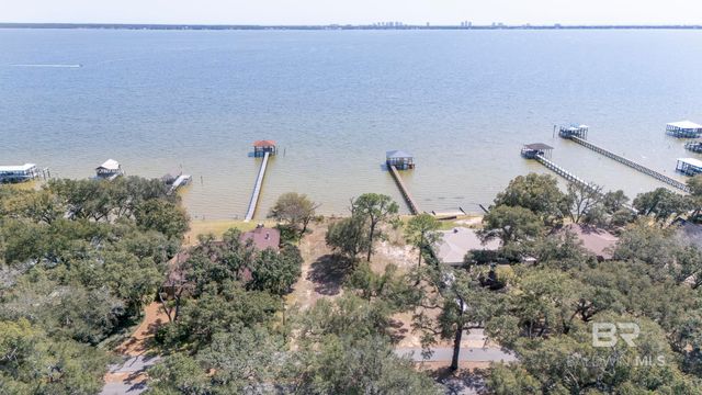 9202 Bay View Drive, Lillian, AL 36549