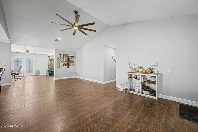 8615 W DIANA Avenue, Peoria, AZ 85345