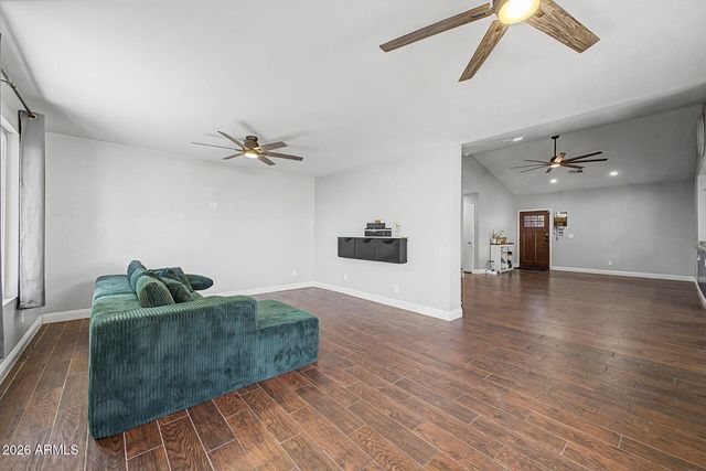 8615 W DIANA Avenue, Peoria, AZ 85345