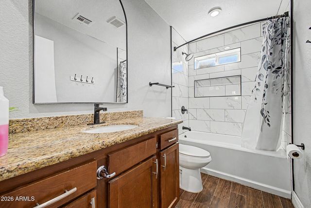 8615 W DIANA Avenue, Peoria, AZ 85345