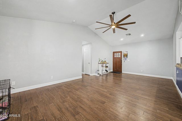 8615 W DIANA Avenue, Peoria, AZ 85345
