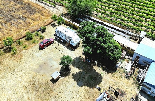 1261 E Adams Avenue, Fresno, CA 93725