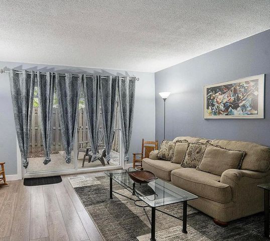 3567 Kenbrooke Court, Kalamazoo, MI 49006