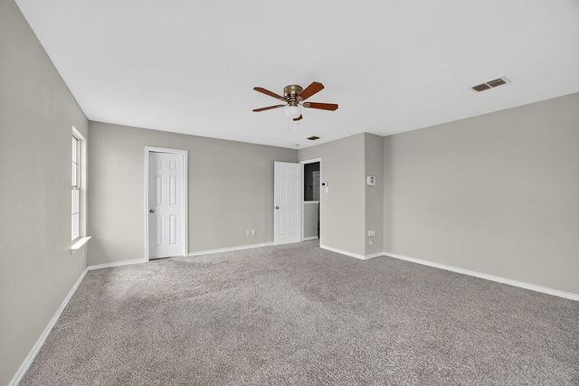 332 Bob White Drive, Red Oak, TX 75154