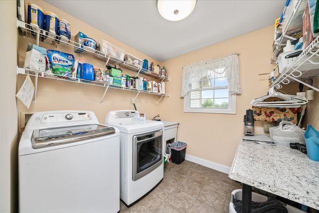 125 Clarence Lee Rd, Lancing, TN 37770