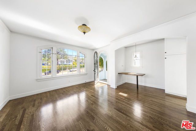 1111 Laveta Terrace, Los Angeles, CA 90026