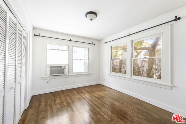 1111 Laveta Terrace, Los Angeles, CA 90026