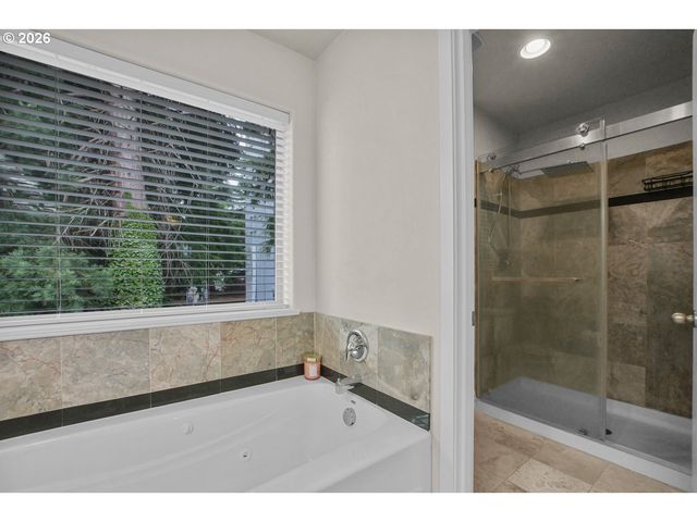 2220 Nw 110TH Cir, Vancouver, WA 98685