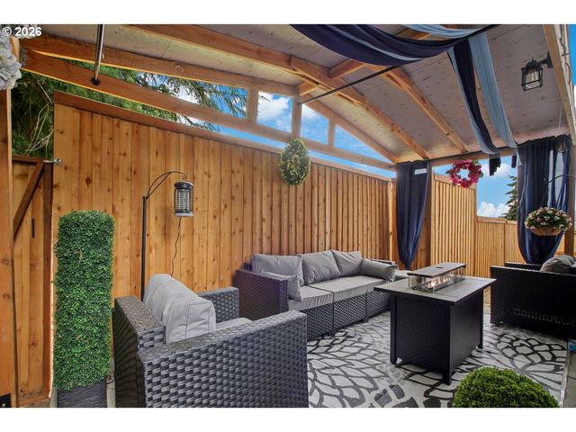 2220 Nw 110TH Cir, Vancouver, WA 98685
