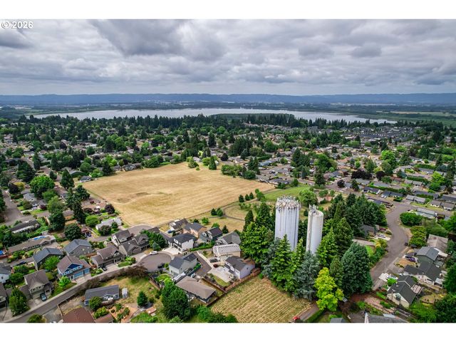 2220 Nw 110TH Cir, Vancouver, WA 98685