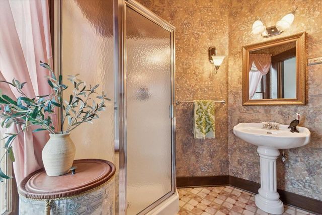 419 Milton Avenue, Janesville, WI 53545