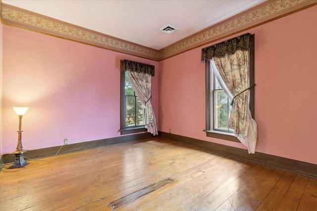 419 Milton Avenue, Janesville, WI 53545