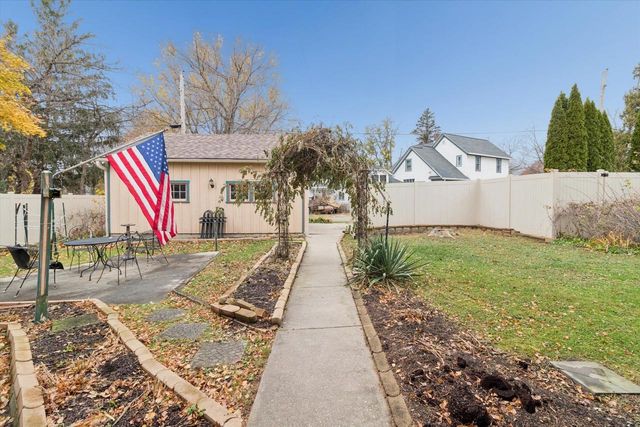 419 Milton Avenue, Janesville, WI 53545