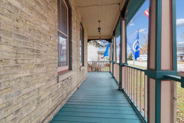 419 Milton Avenue, Janesville, WI 53545