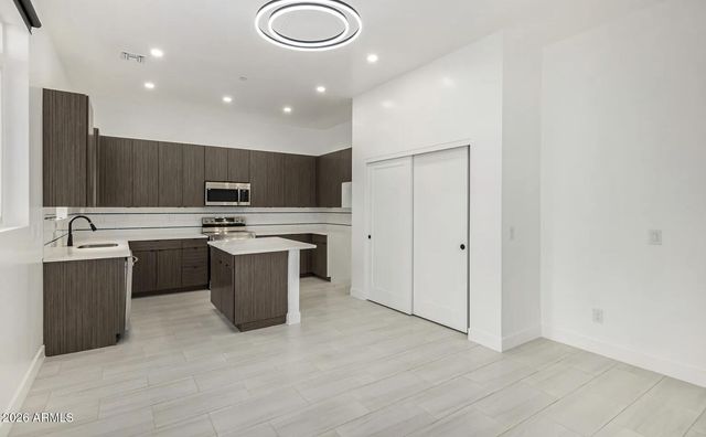3622 N 38th Street 6, Phoenix, AZ 85018