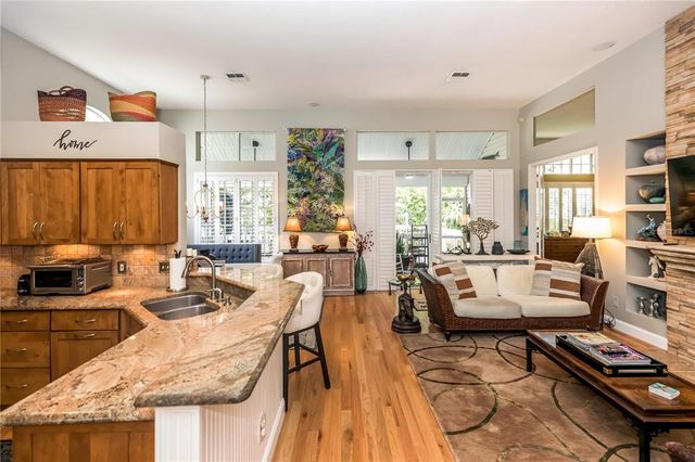 275 BAYOU CIRCLE, Debary, FL 32713