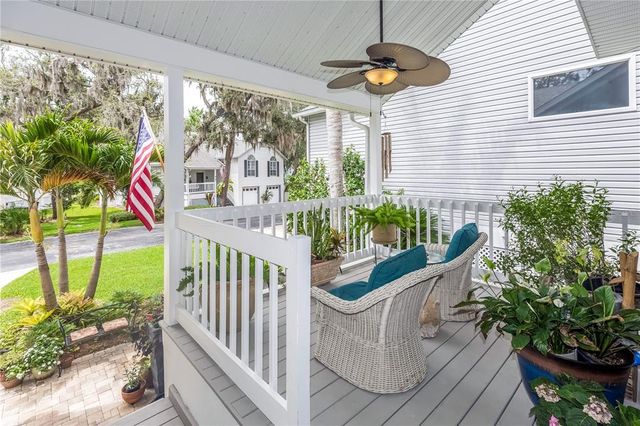 275 BAYOU CIRCLE, Debary, FL 32713
