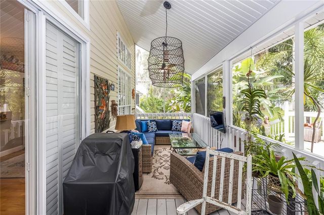 275 BAYOU CIRCLE, Debary, FL 32713