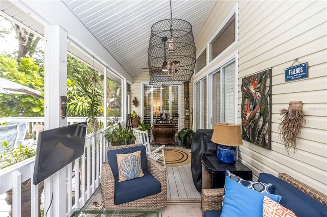 275 BAYOU CIRCLE, Debary, FL 32713