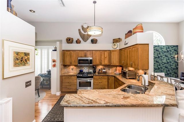 275 BAYOU CIRCLE, Debary, FL 32713