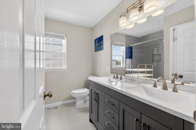 114 SUNSET RD, Mount Royal, NJ 08061