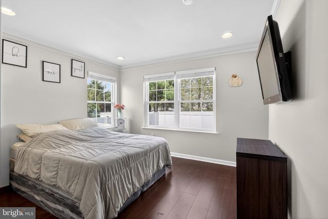 114 SUNSET RD, Mount Royal, NJ 08061