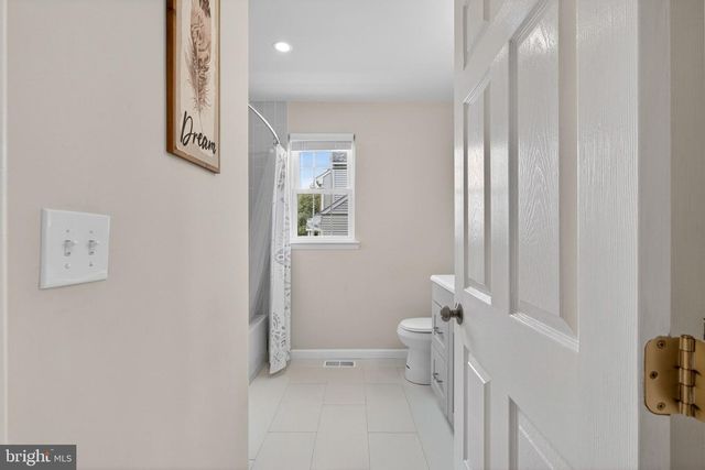 114 SUNSET RD, Mount Royal, NJ 08061