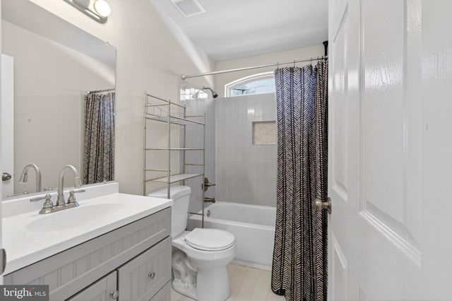 114 SUNSET RD, Mount Royal, NJ 08061