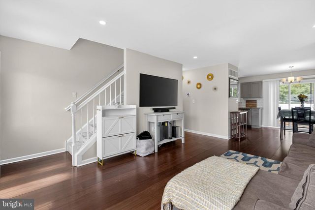 114 SUNSET RD, Mount Royal, NJ 08061