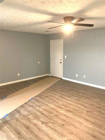 6366 Ascot Lane, Riverdale, GA 30296