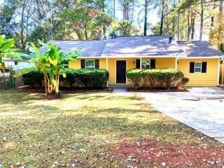 6366 Ascot Lane, Riverdale, GA 30296