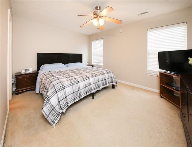 1204 Woods Edge CIR, Suffolk, VA 23434