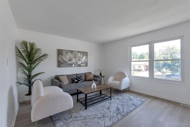 1595 S Norfolk Street, Aurora, CO 80017