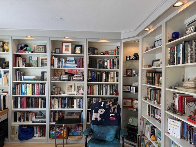 2401 N Dunn Street, Bloomington, IN 47408