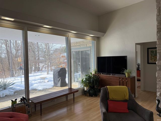 2401 N Dunn Street, Bloomington, IN 47408