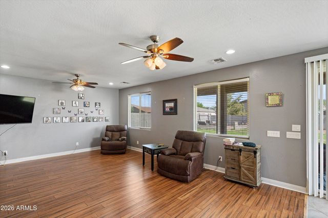 37668 W VERA CRUZ Drive, Maricopa, AZ 85138