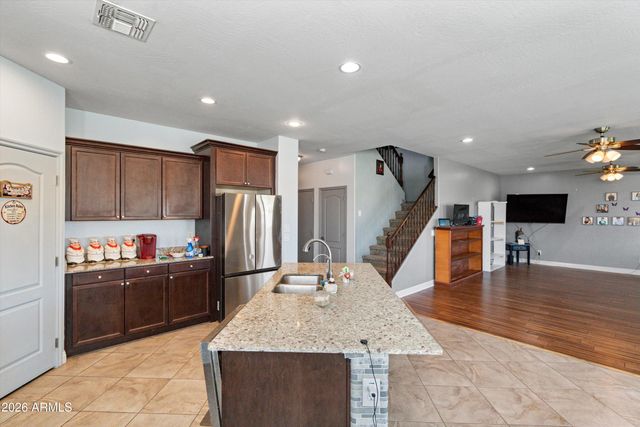 37668 W VERA CRUZ Drive, Maricopa, AZ 85138