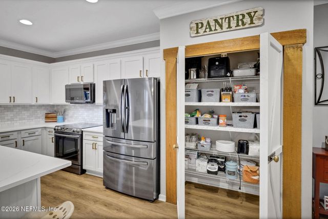 1452 SHADOW CREEK Drive, Orange Park, FL 32065