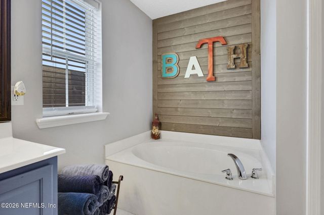 1452 SHADOW CREEK Drive, Orange Park, FL 32065