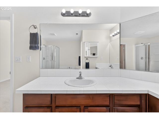 5335 Se LONE OAK St, Hillsboro, OR 97123